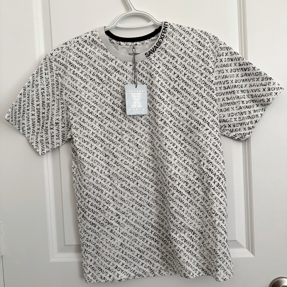 NWT Savage X Fenty Black and White Short Sleeve Tee